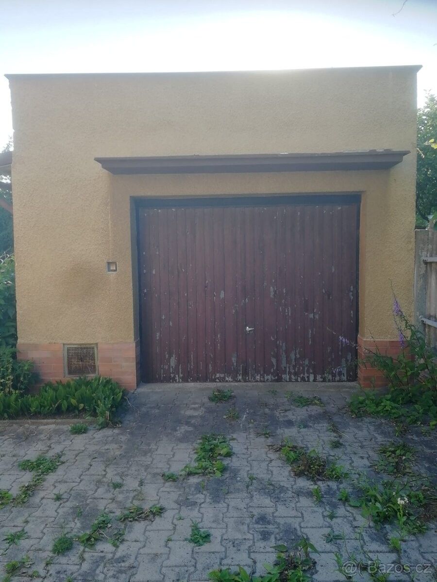 Garáže, Kralupy nad Vltavou, 278 01 - 1
