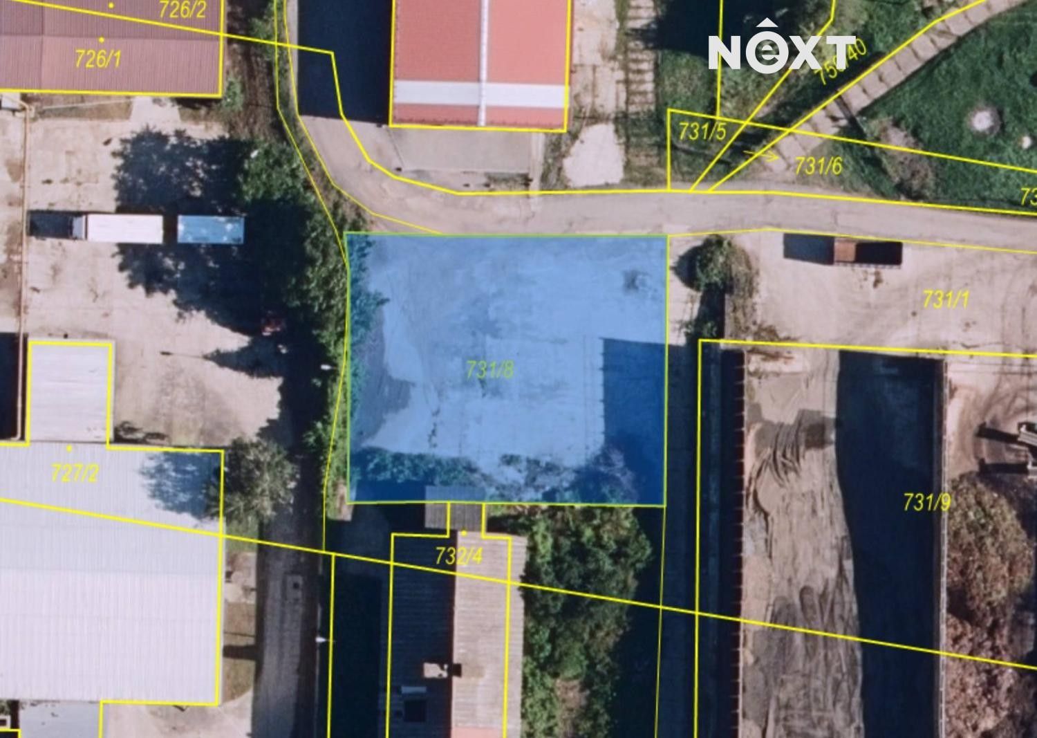 Prodej komerční pozemek - Bavory, 860 m²