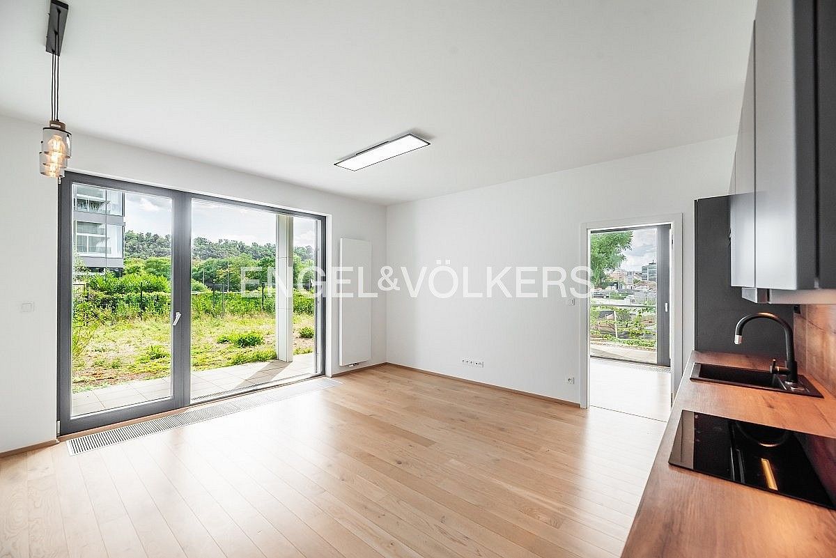 2+kk, Praha - Karlín, okres Praha 8, Hlavní město Praha, 59 m² - 1