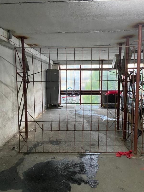 Prodej garáž - Praha, 190 00