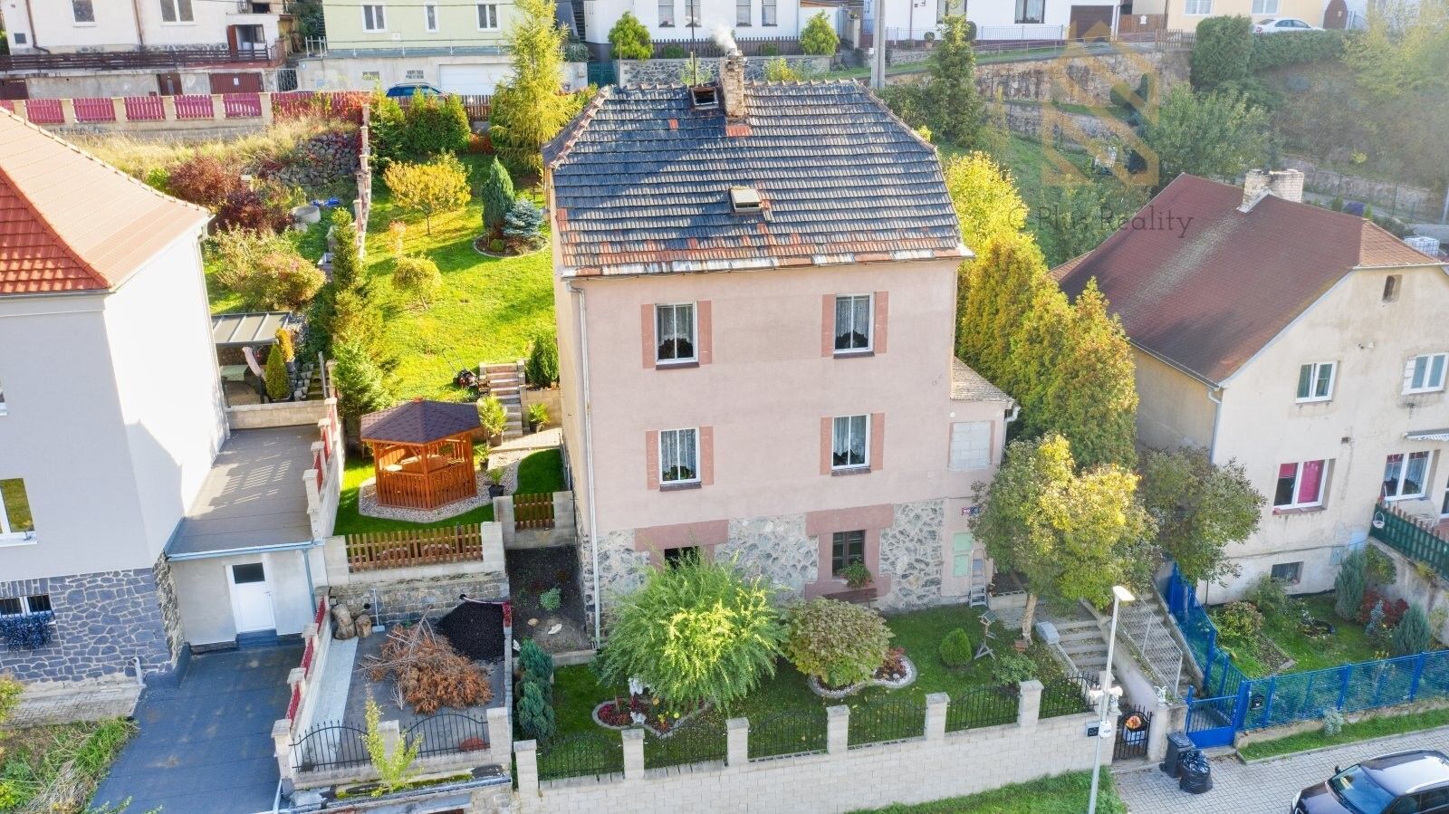 Rodinné domy, Hostovická, Ústí nad Labem, 240 m²