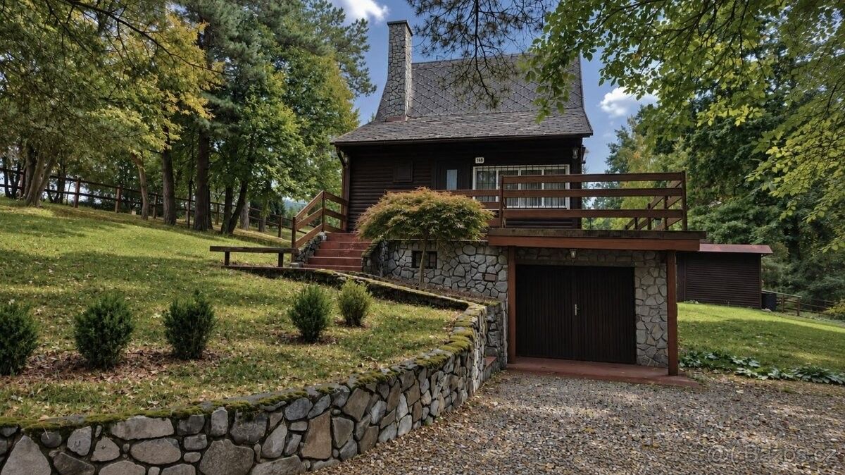 Chaty, Strážnice, 696 62 - 1