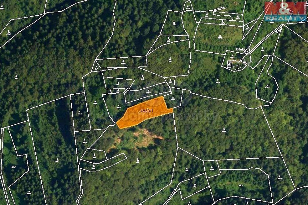 Les, 3 244 m²