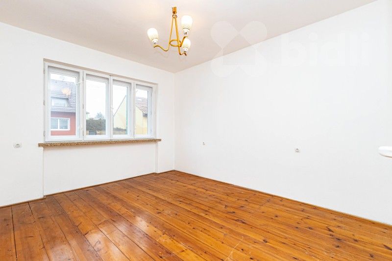 Prodej rodinný dům - Nádražní, Dubňany, 180 m²