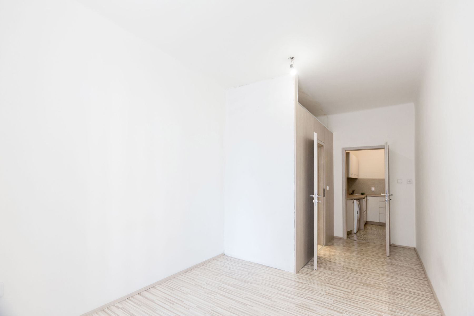 1+kk, Čestmírova, Praha - Nusle, 20 m² - 1