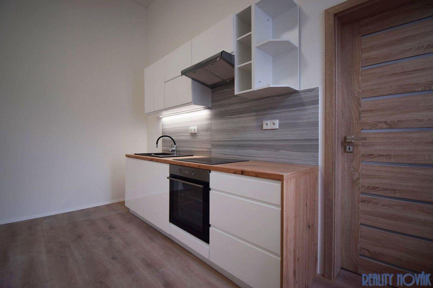 Pronájem byt 2+kk - Teplice, Ústecký kraj, 42 m² - 5