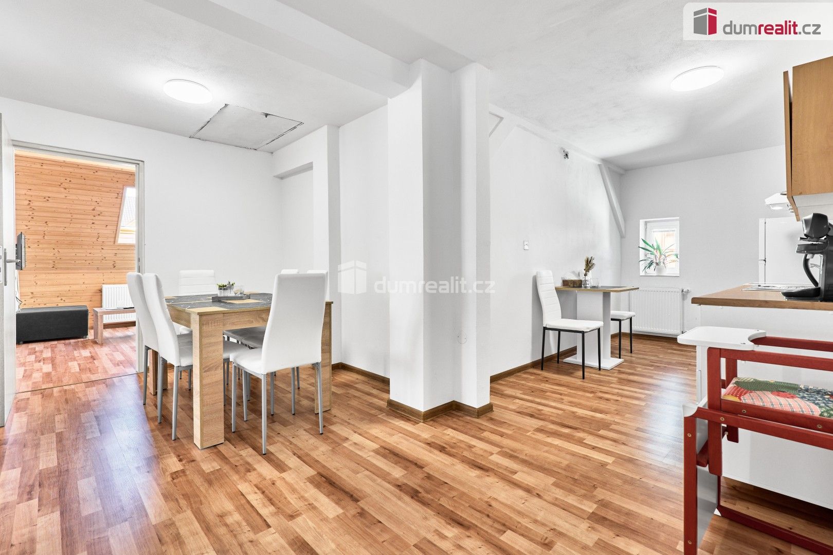 Rodinný dům · 180 m² · Střední, Pernink - 4