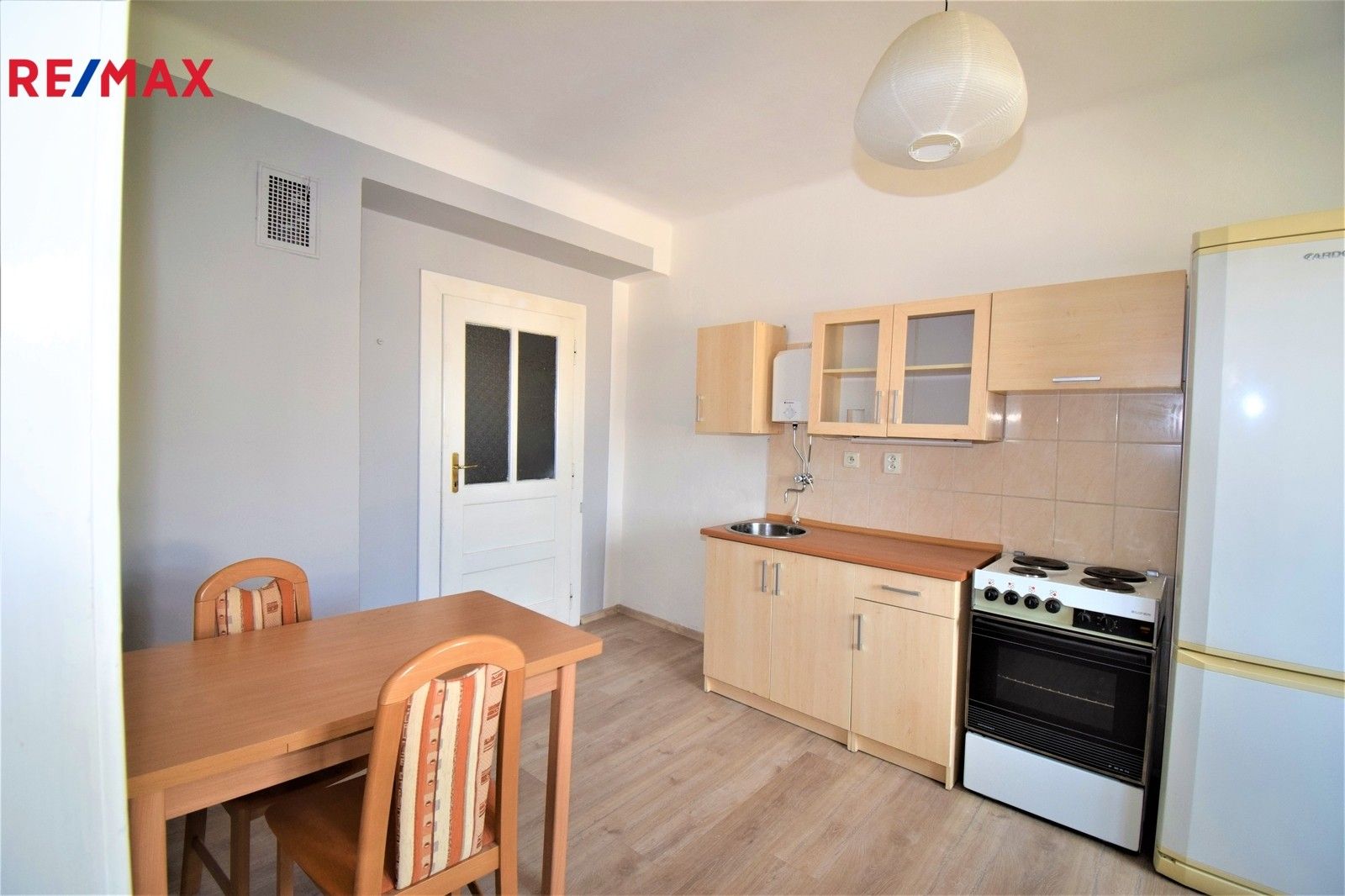 1+1, Nádražní, Písek, 49 m²