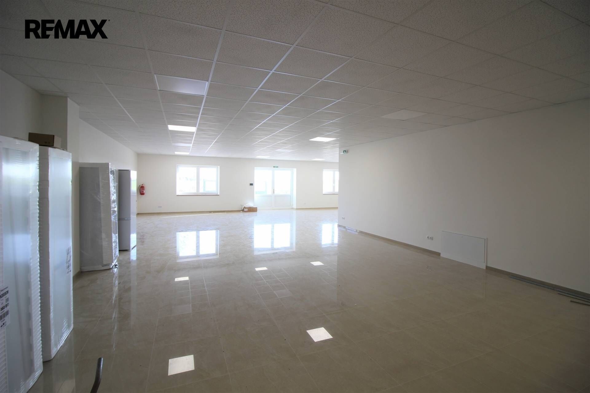 Obchodní prostory · 190 m² · Rostoklaty - 4