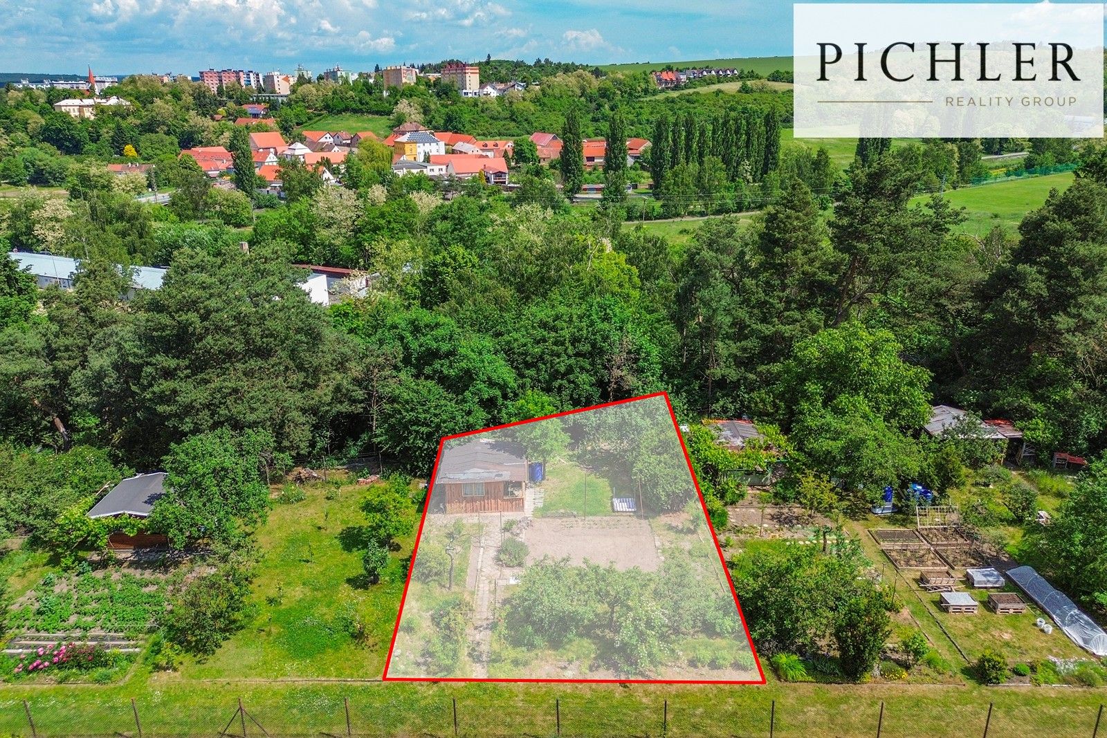 Zahrady, Plzeň, 255 m²