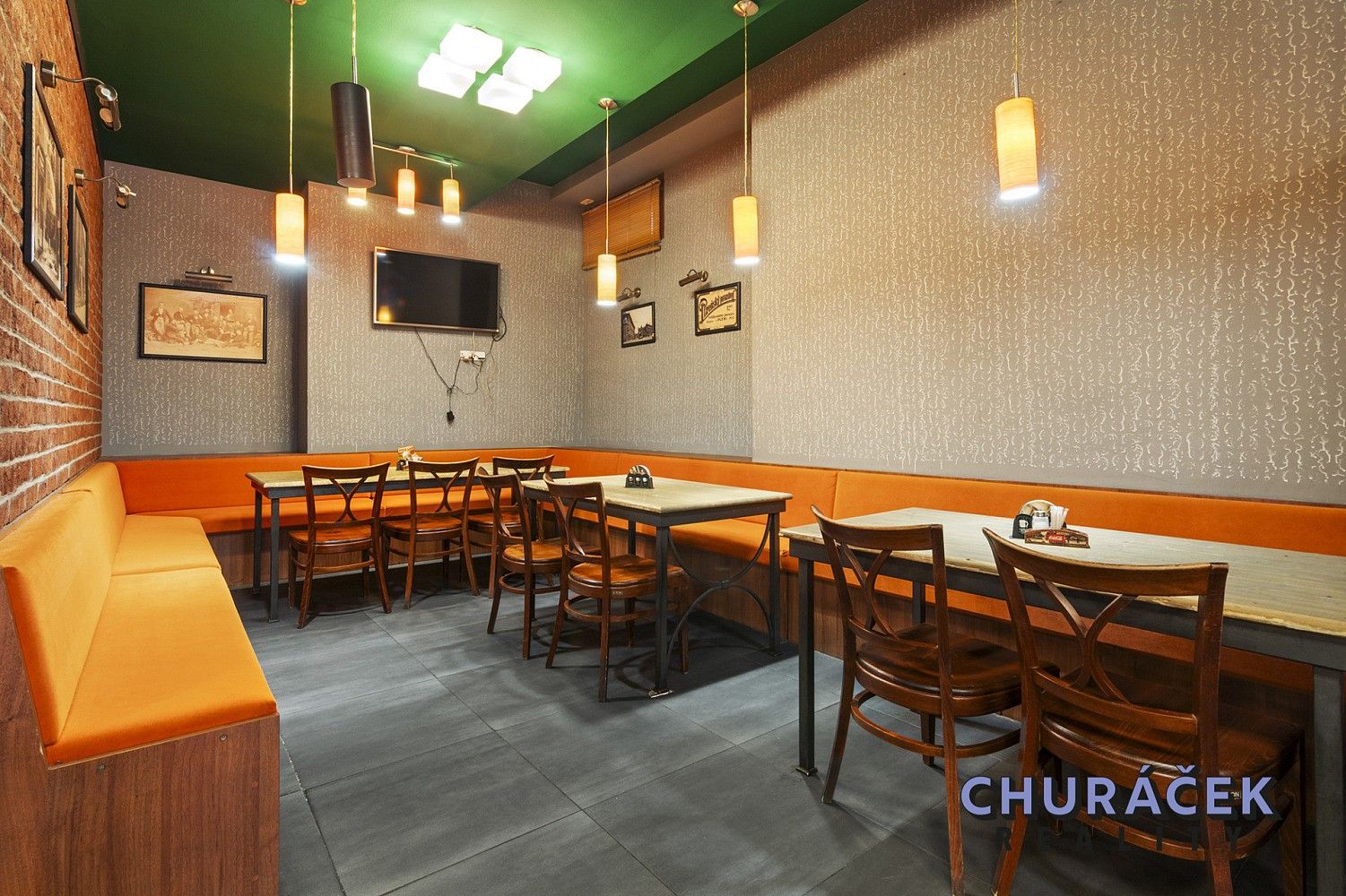 Restaurace · 378 m² · Praha - Troja, okres Praha 8, Hlavní město Praha - 3