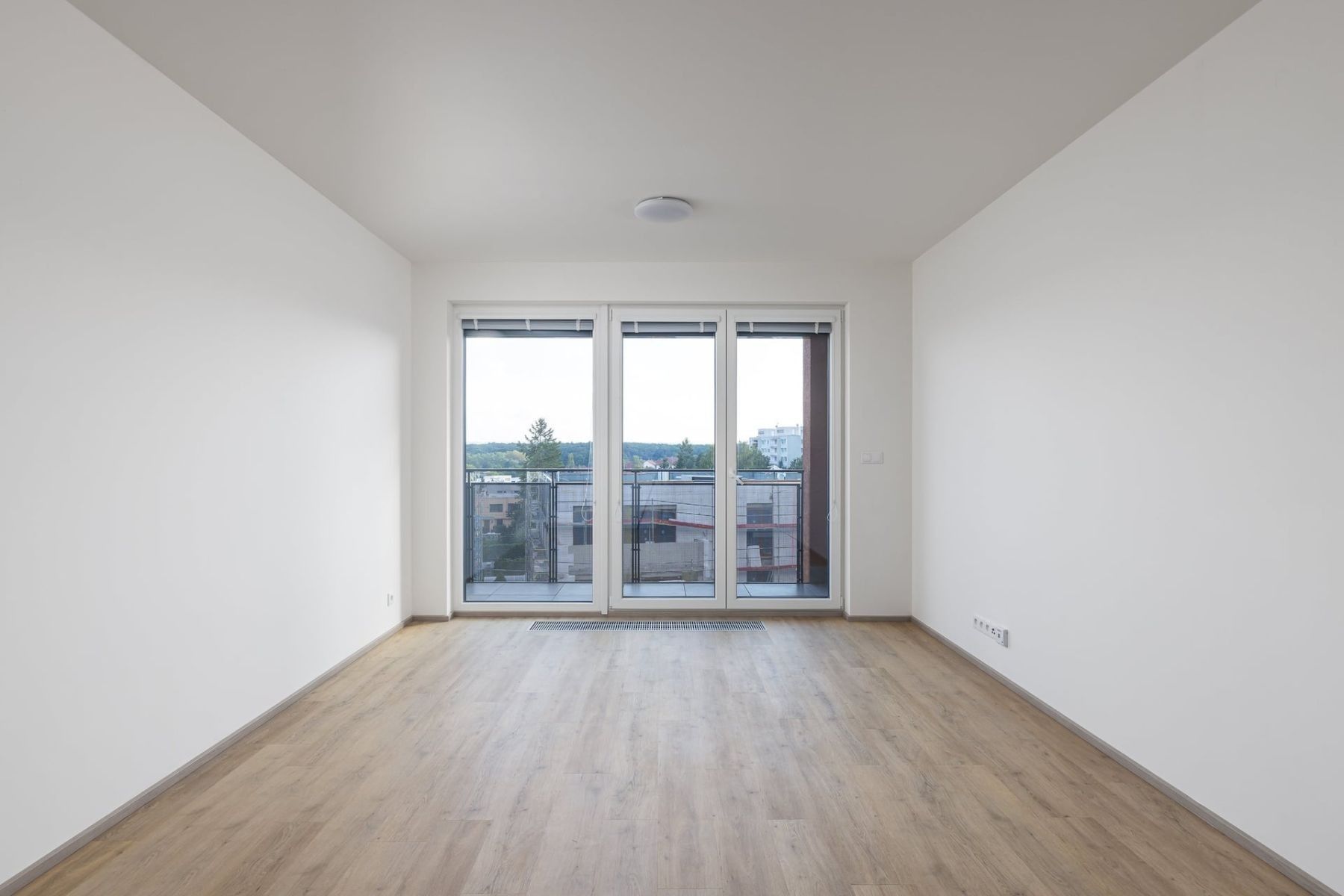 1+kk, Výstavní, Praha - Háje, 33 m² - 1