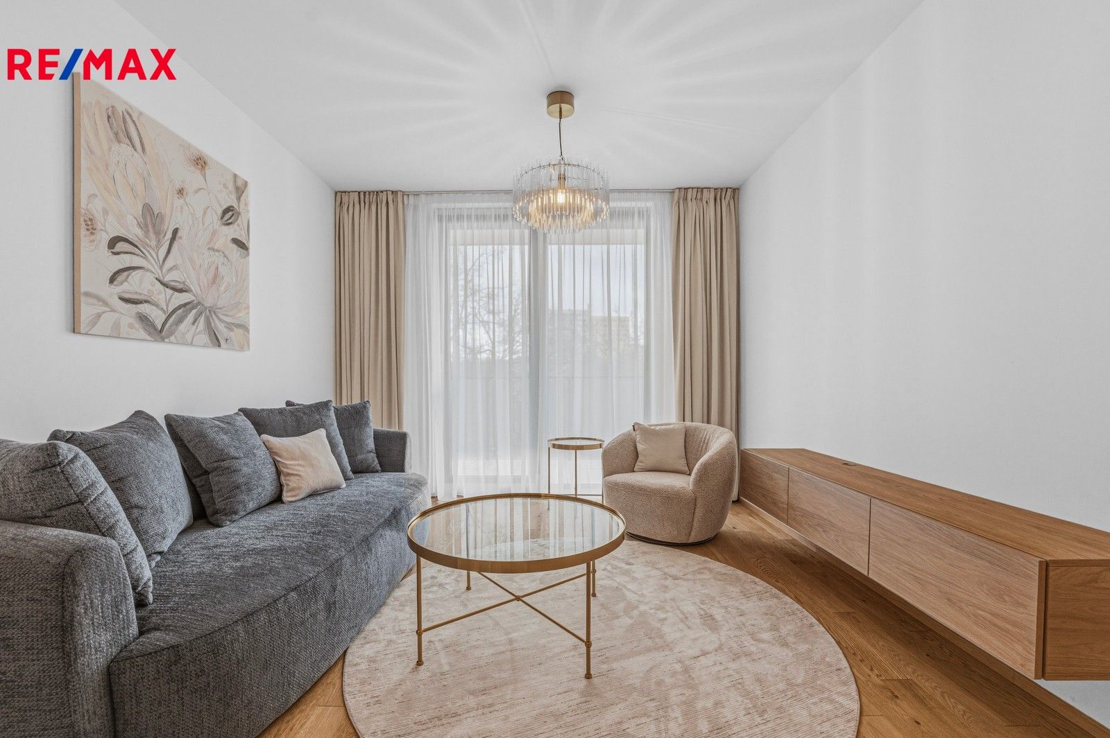 Pronájem byt 2+kk - Radimova 2522, Praha, 57 m²