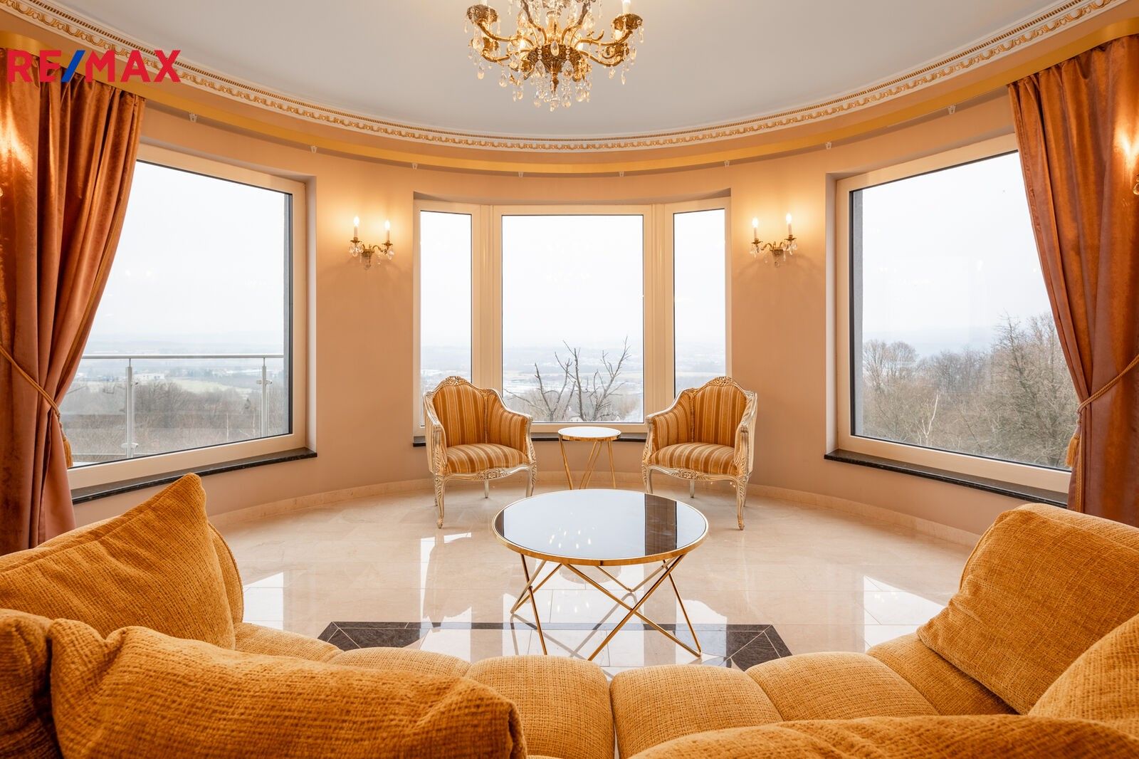 Prodej rodinný dům - Pod Vrchem, Jenišov, 483 m²