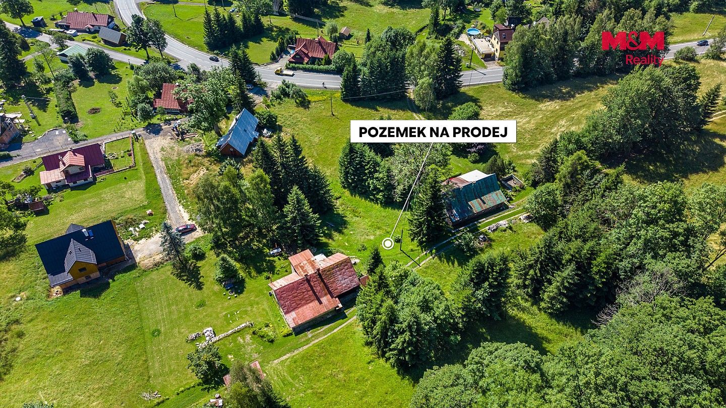 Pozemek pro bydlení, 826 m²