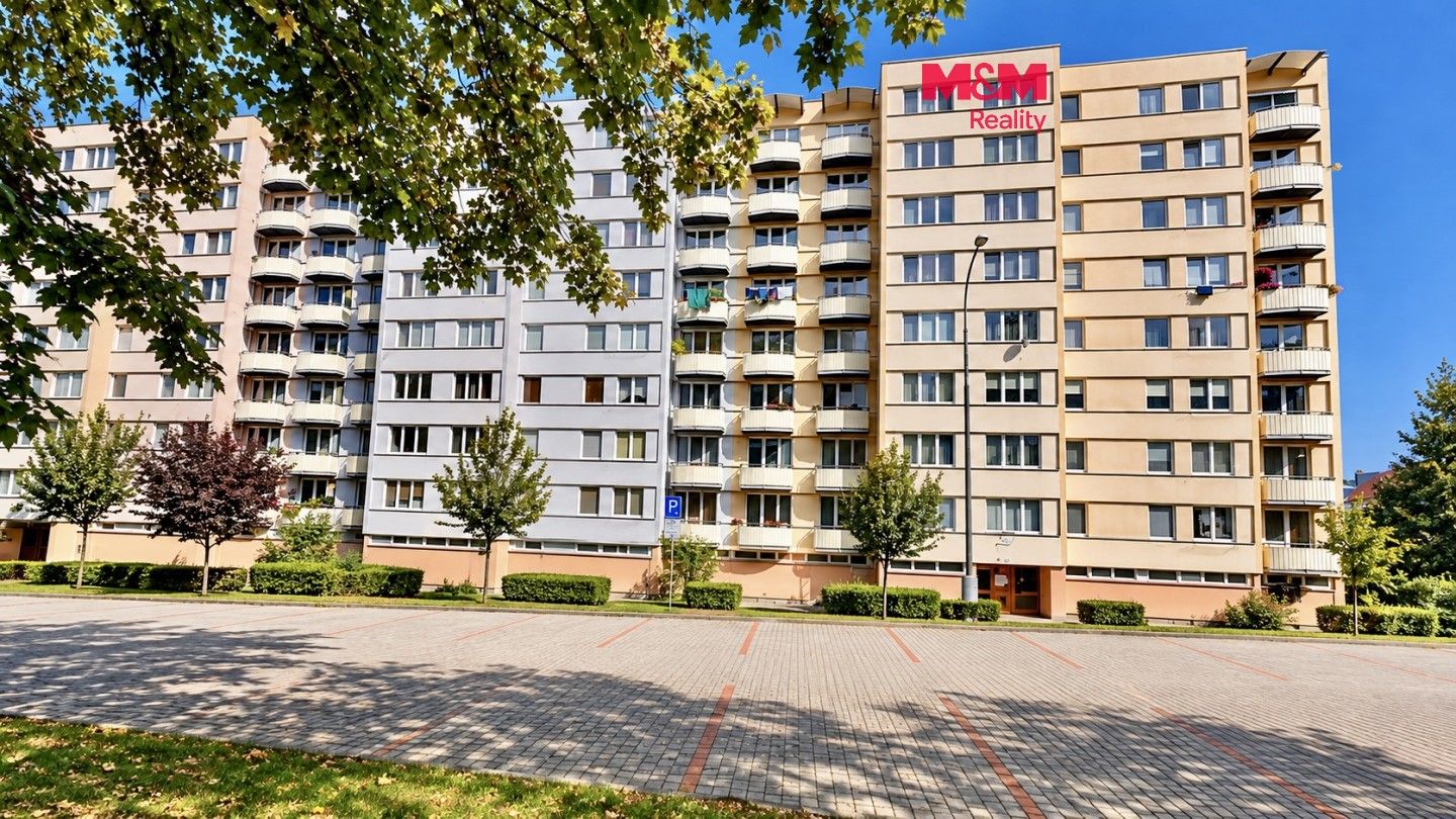 2+kk, Sídliště, Velešín, 42 m² - 1