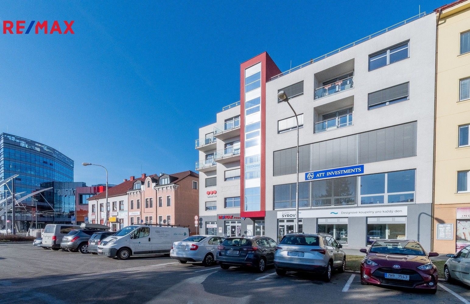 Pronájem kancelář - U Koruny, Hradec Králové, 92 m²