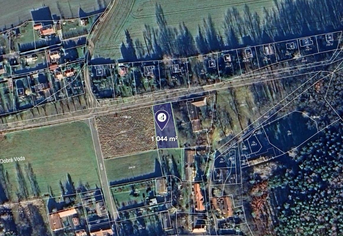 Pozemky pro bydlení, Březnice, 1 044 m²