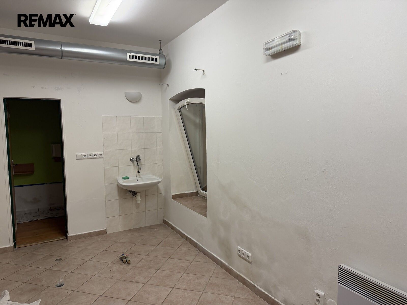 Obchodní prostory, Gen. Svobody 250, Šumperk, 41 m² - 1