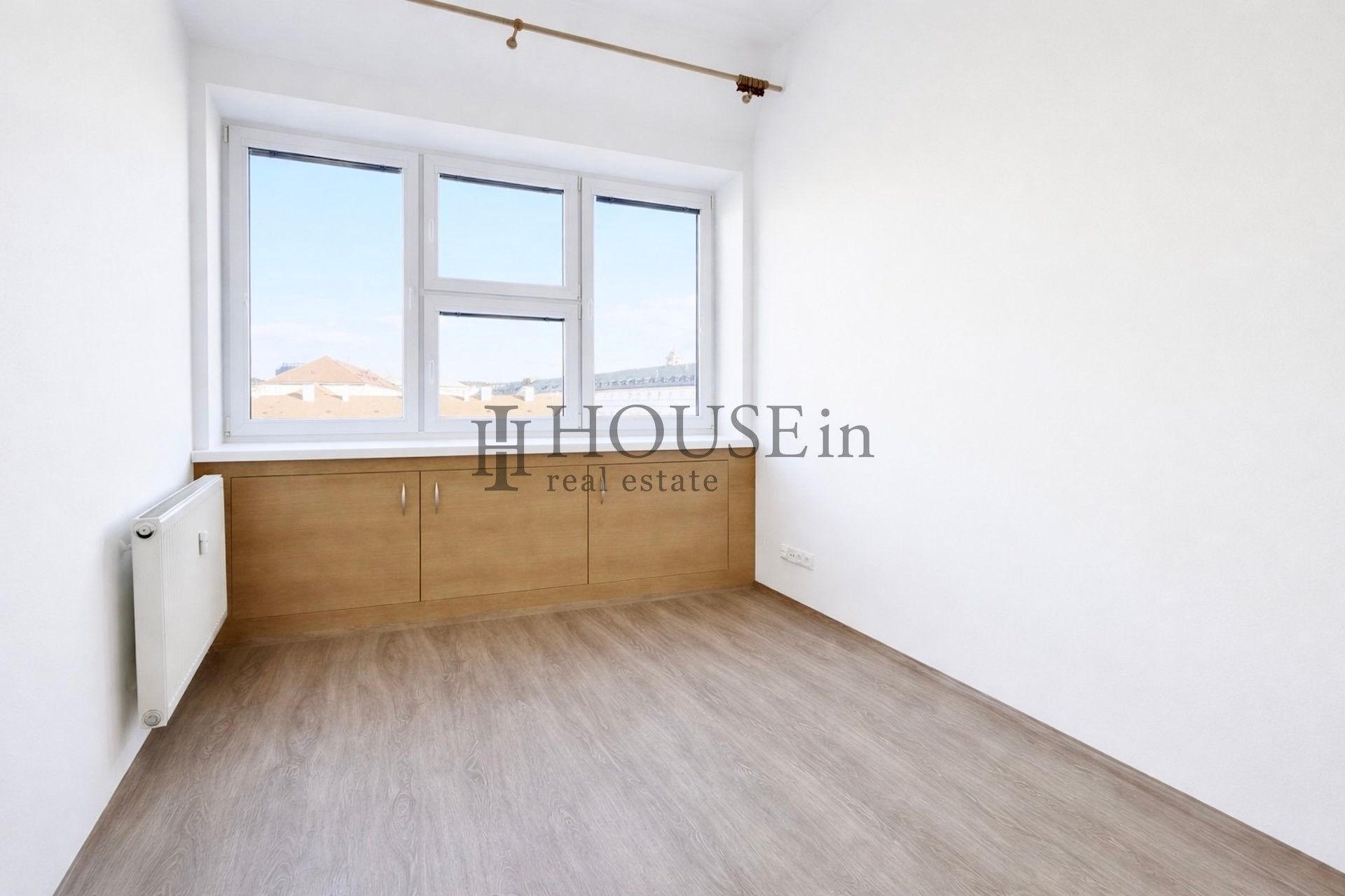 1+kk, Karlovo náměstí, Praha, 29 m²