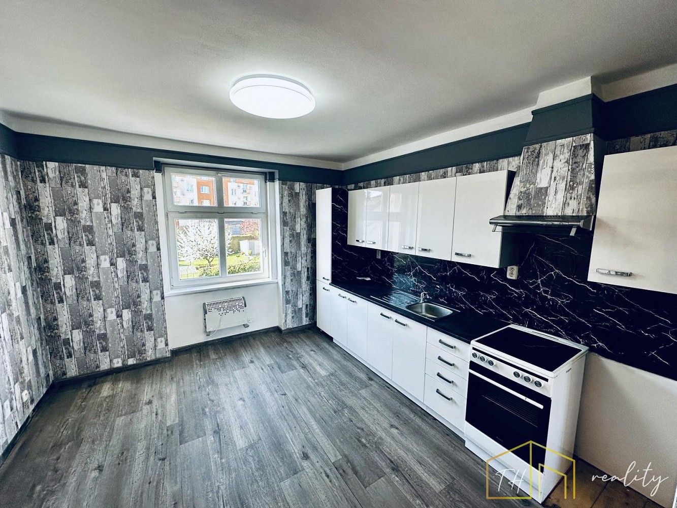 2+1, Teplice - Řetenice, Ústecký kraj, 65 m² - 2
