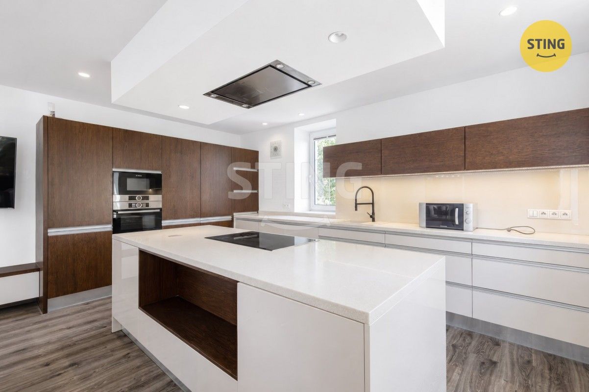 Vila · 407 m² · Dolní Benešov - 3