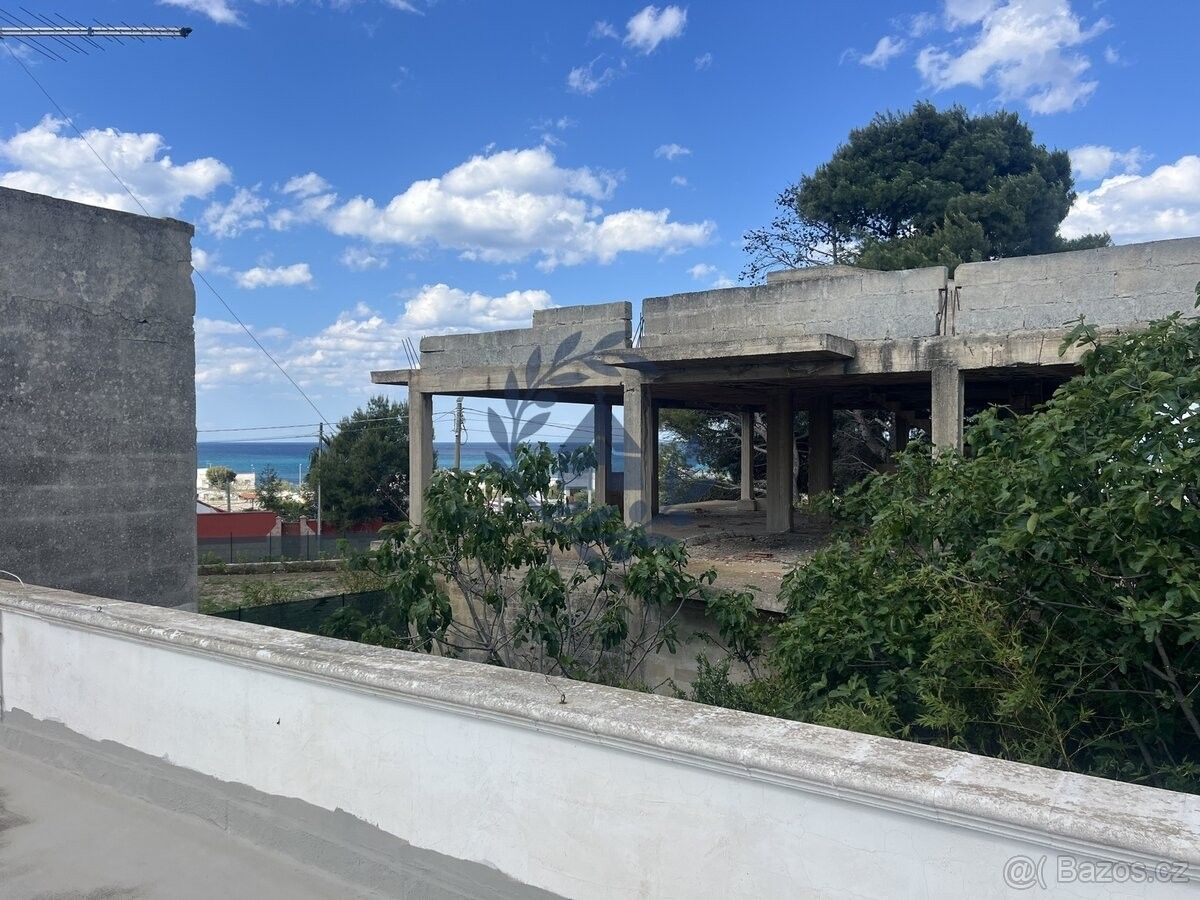 Rodinný dům · 987 66, Zahraničí - 4