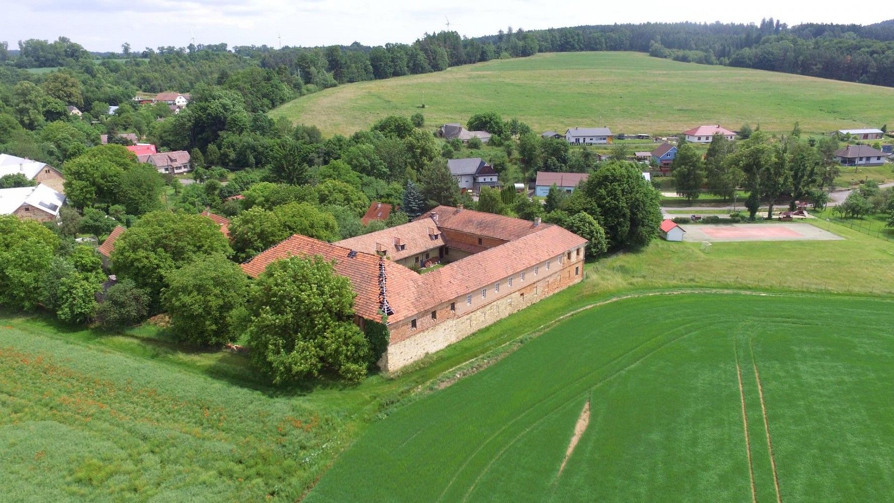 Rodinné domy, Gruna, okres Svitavy, Pardubický kraj, 851 m² - 1