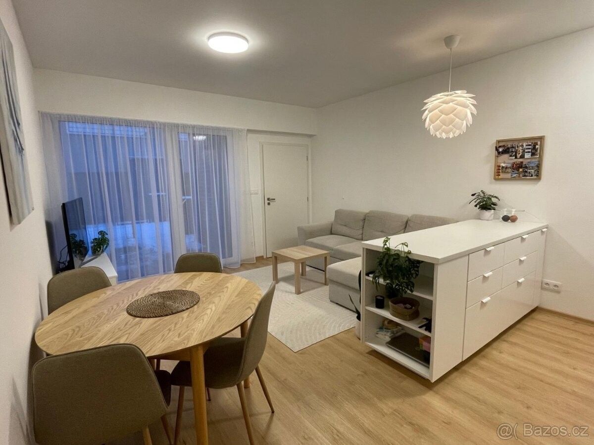 Byty, Tábor, 390 03