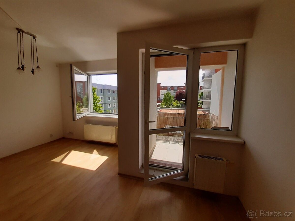 Pronájem byt - Plzeň, 323 00