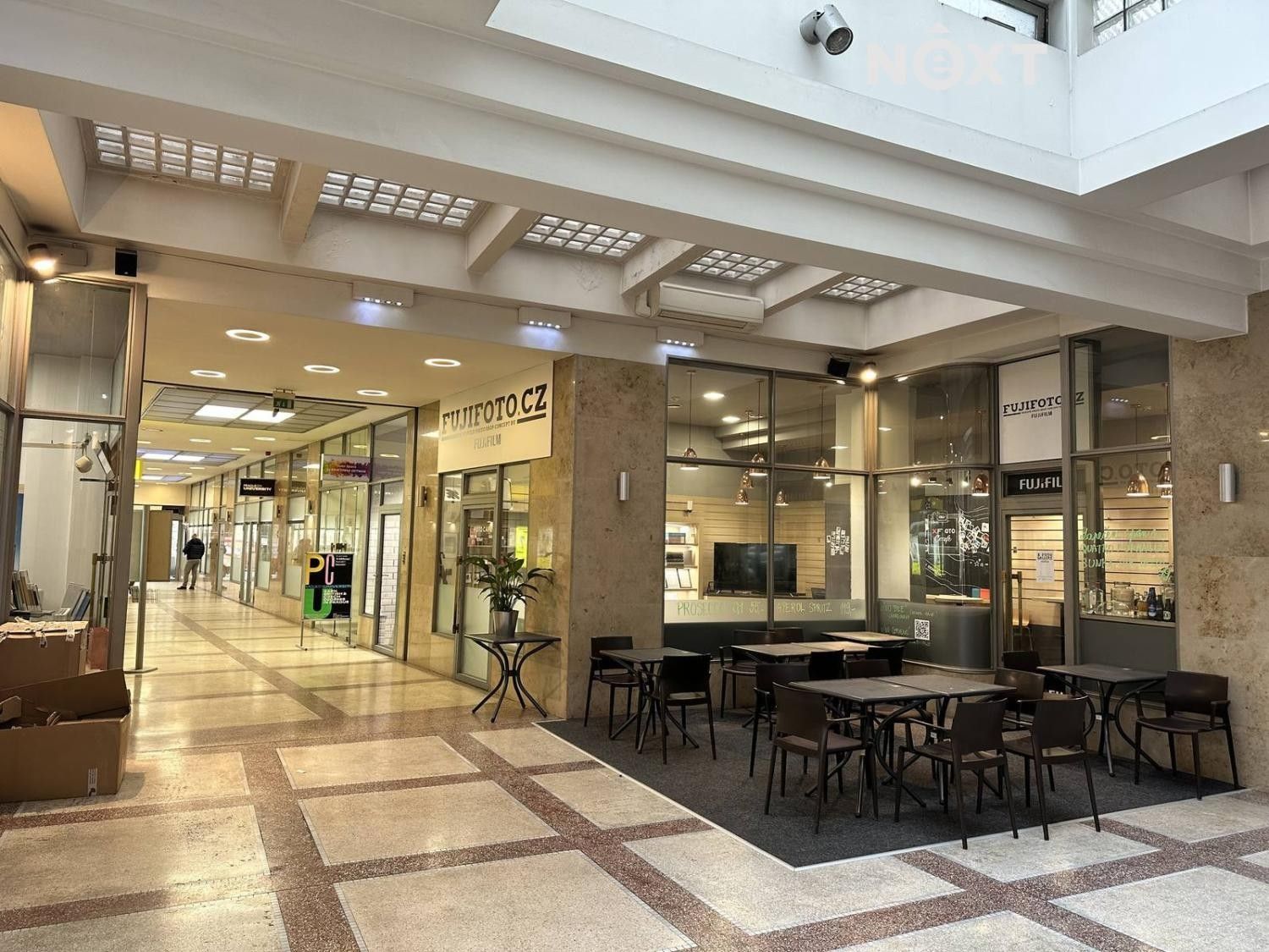 Pronájem sklad - Hybernská, Praha, 12 m²