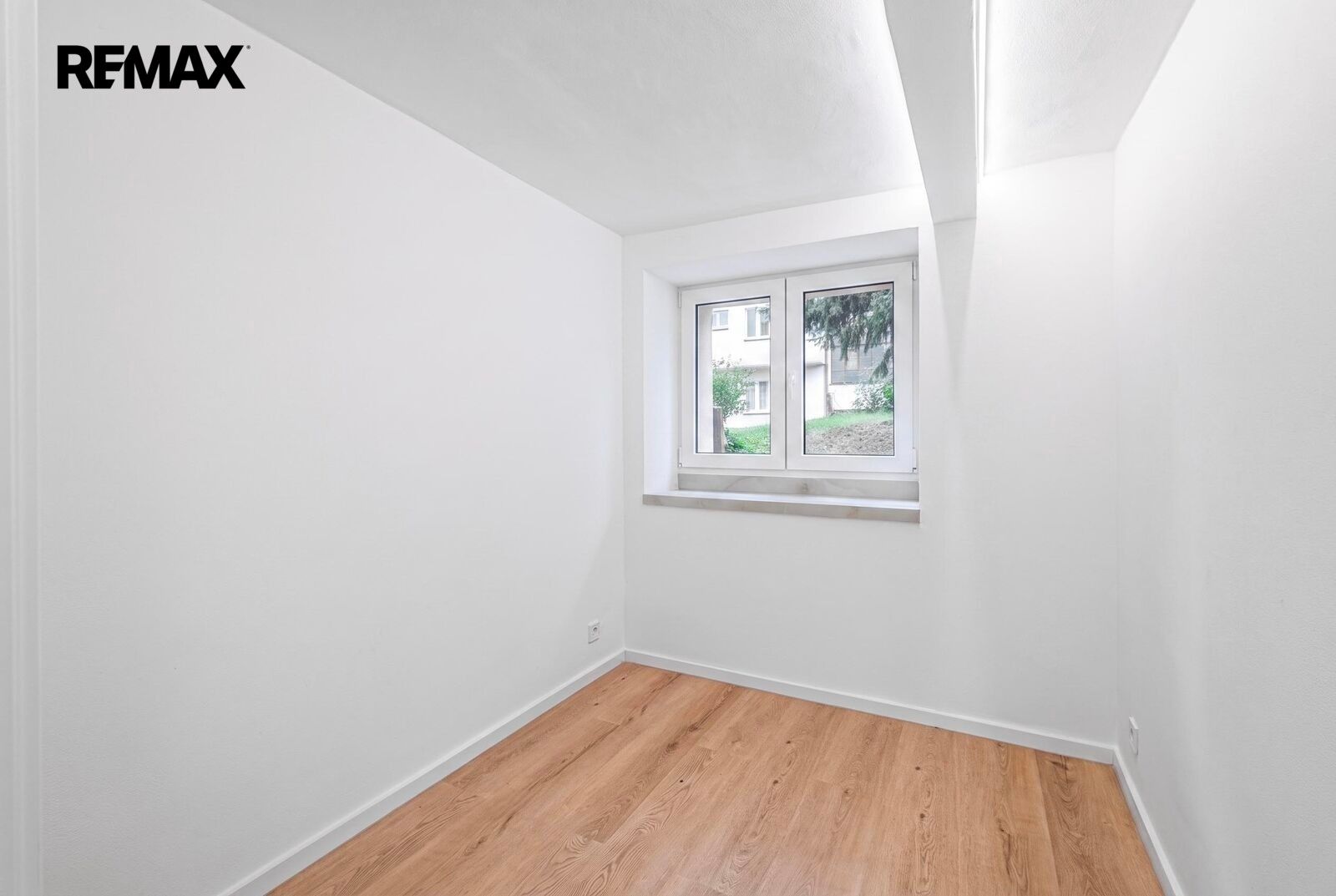 2+kk, Nad Kajetánkou 1426, Praha Břevnov, 22 m² - 1