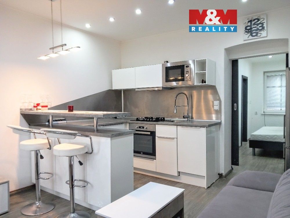 2+1, 1. máje, Karlovy Vary, 28 m²