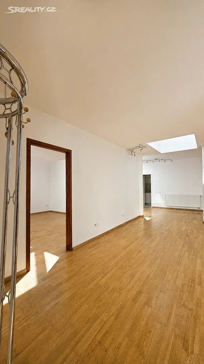 Pronájem kancelář - Londýnská, Praha, 107 m² - 5