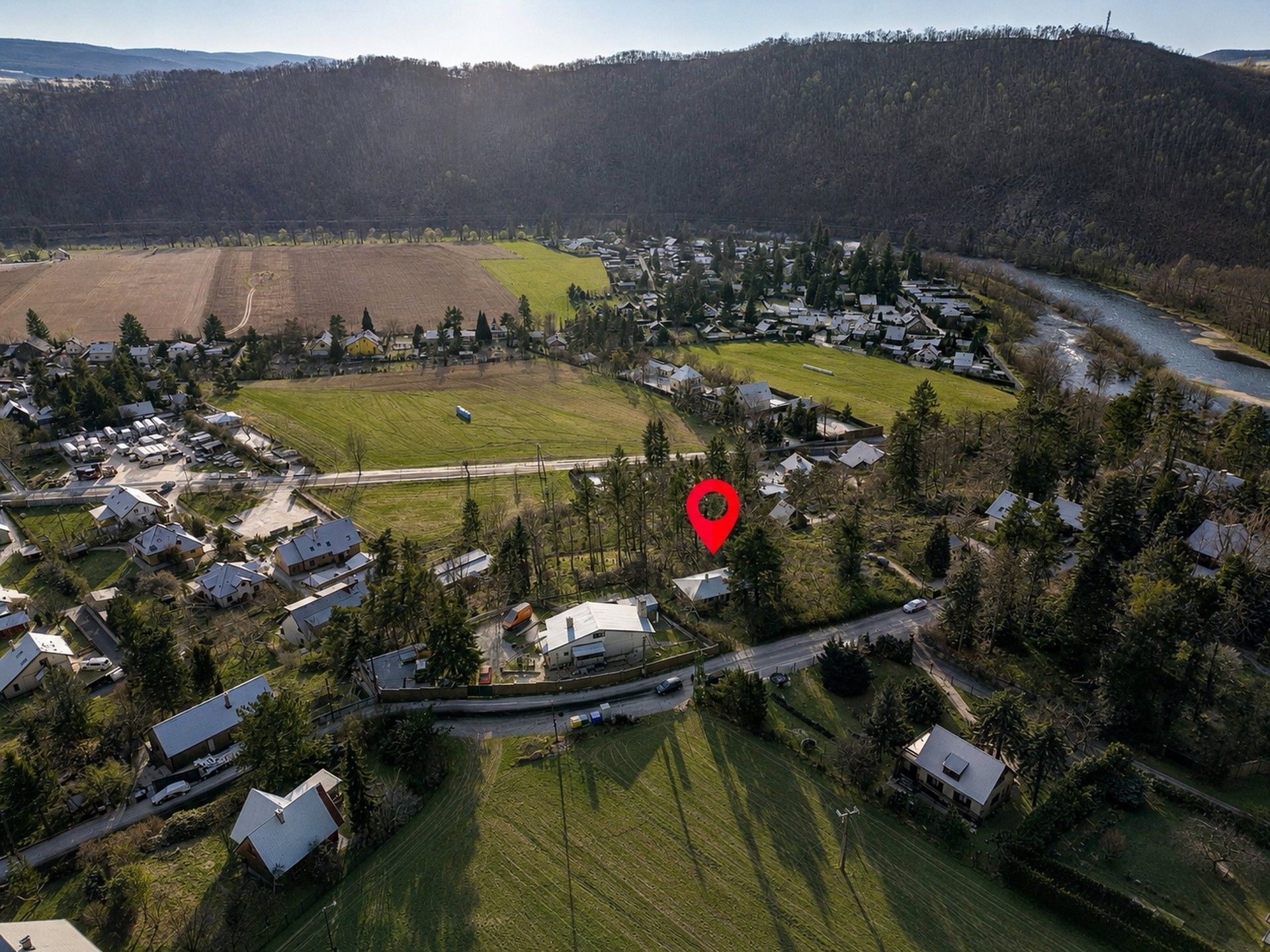 Pozemek pro bydlení, 1 813 m²