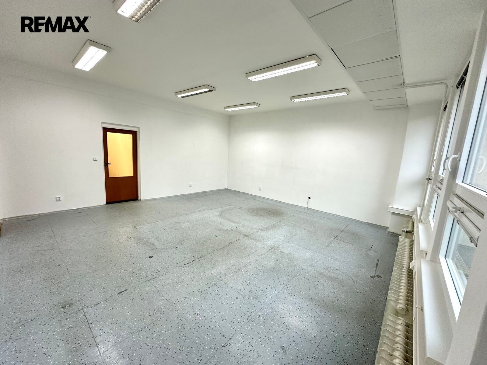 Kancelář · 45 m² · Jiráskova 1284, Vsetín - 3