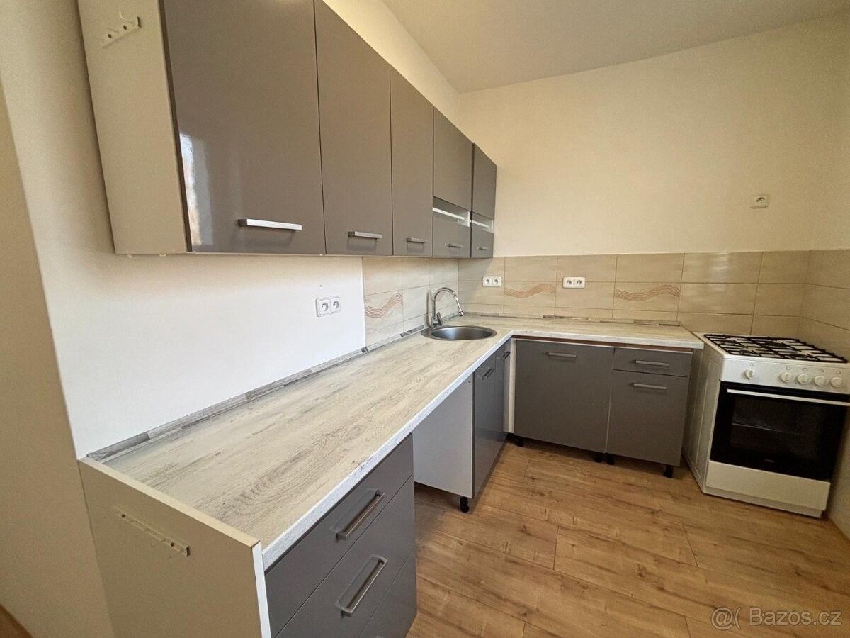 Pronájem byt - Aš, 352 01