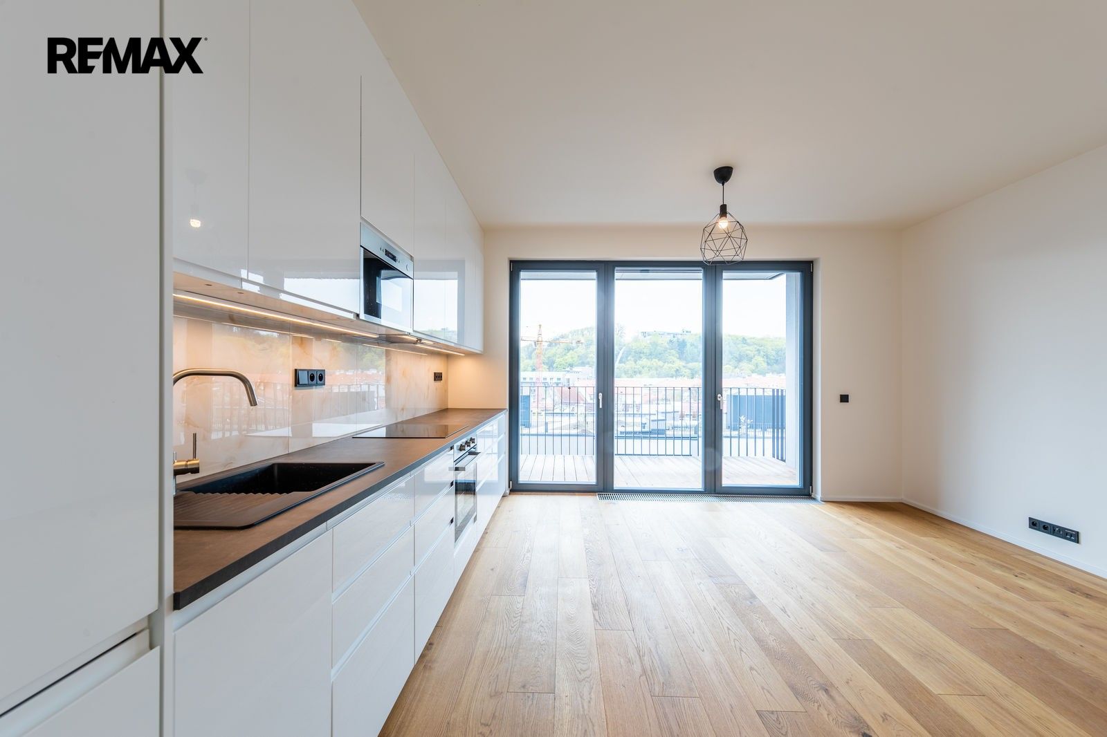 2+kk, Grafická 3365, Praha Smíchov, 66 m² - 2