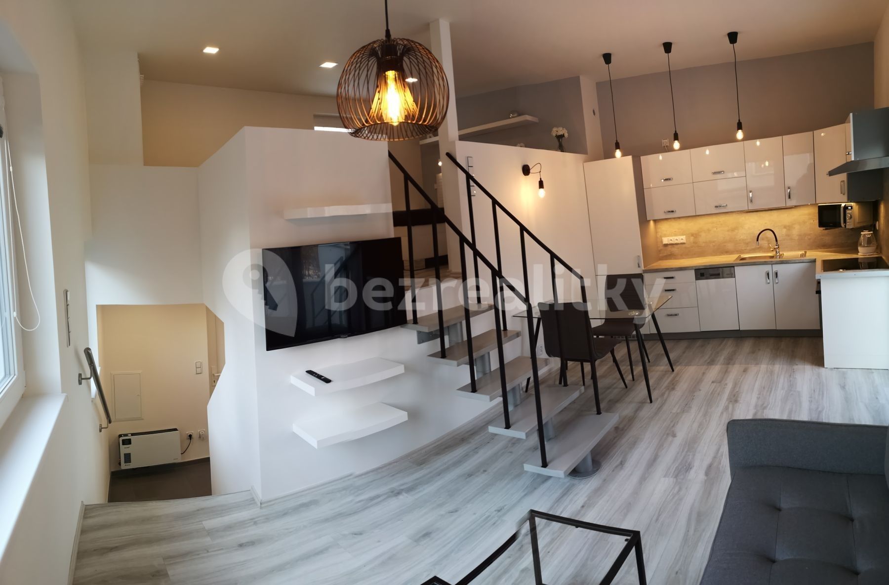 1+kk, K Vodojemu, Praha - Smíchov, 51 m² - 2