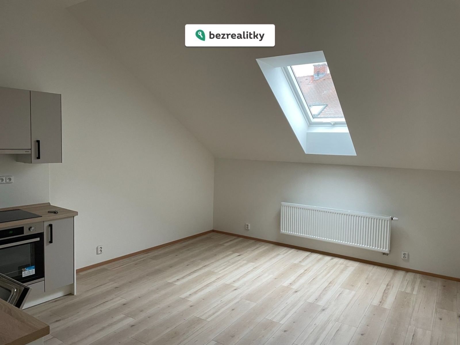 Prodej byt 2+kk - Chržínská 811, Velvary, 61 m²