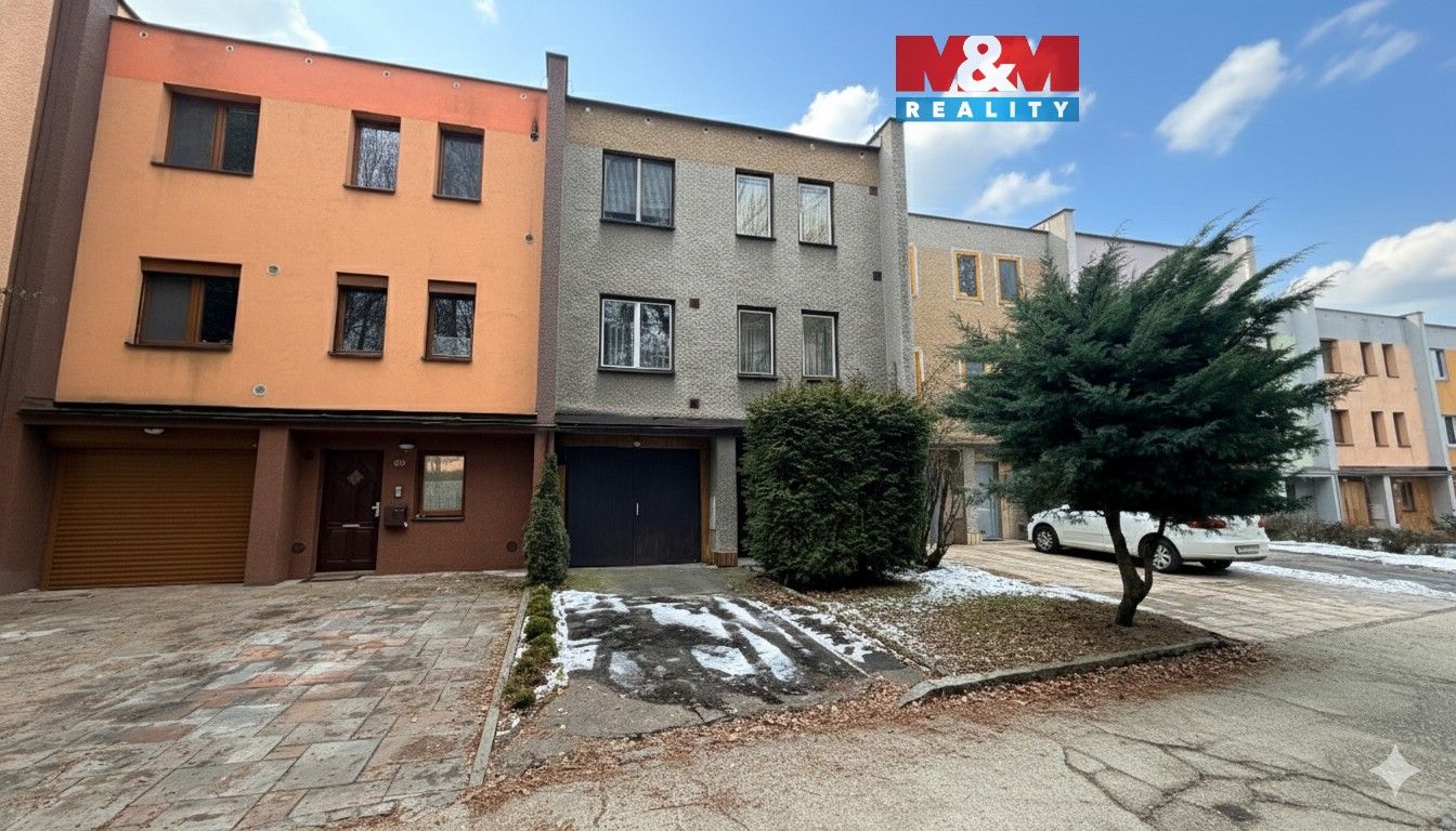 Rodinné domy, Řadová, Ostrava, 168 m²