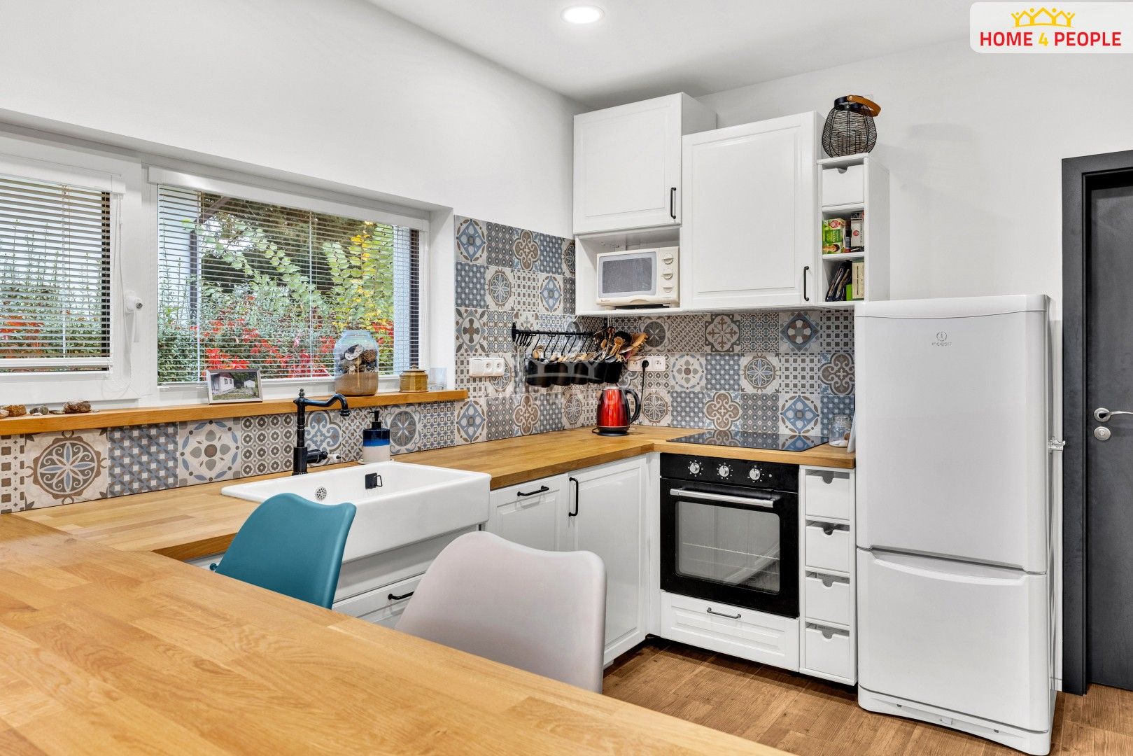 Prodej rodinný dům - B. Němcové, Káraný, 58 m²