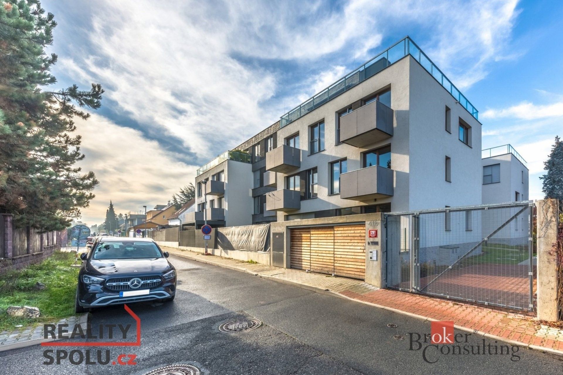 2+kk, Ústecká,Praha-Dolní Chabry,Praha, 58 m²