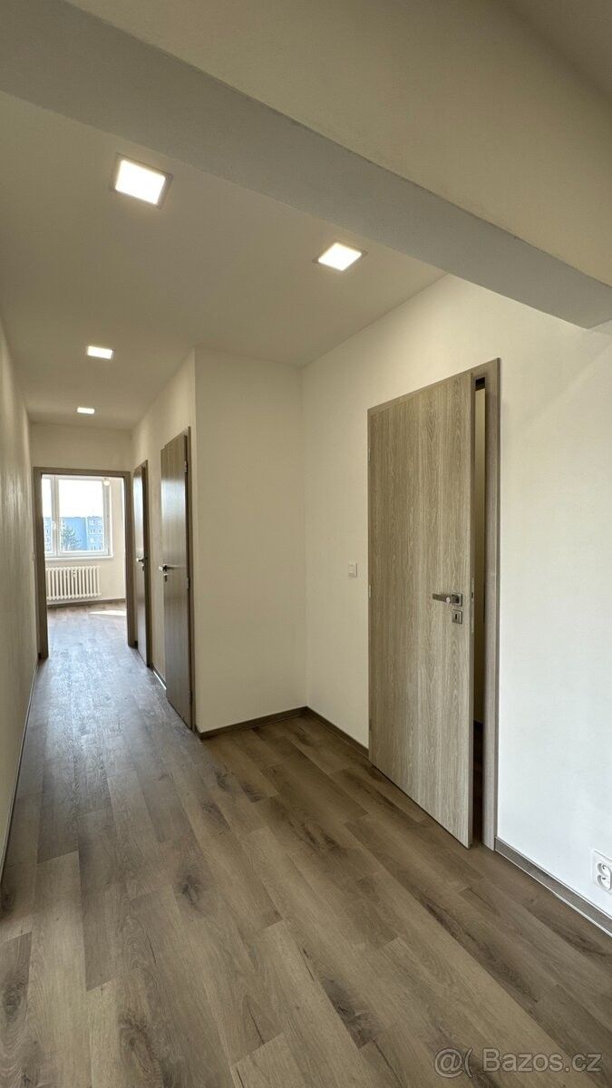 Byty, Syrovice, 664 67 - 1