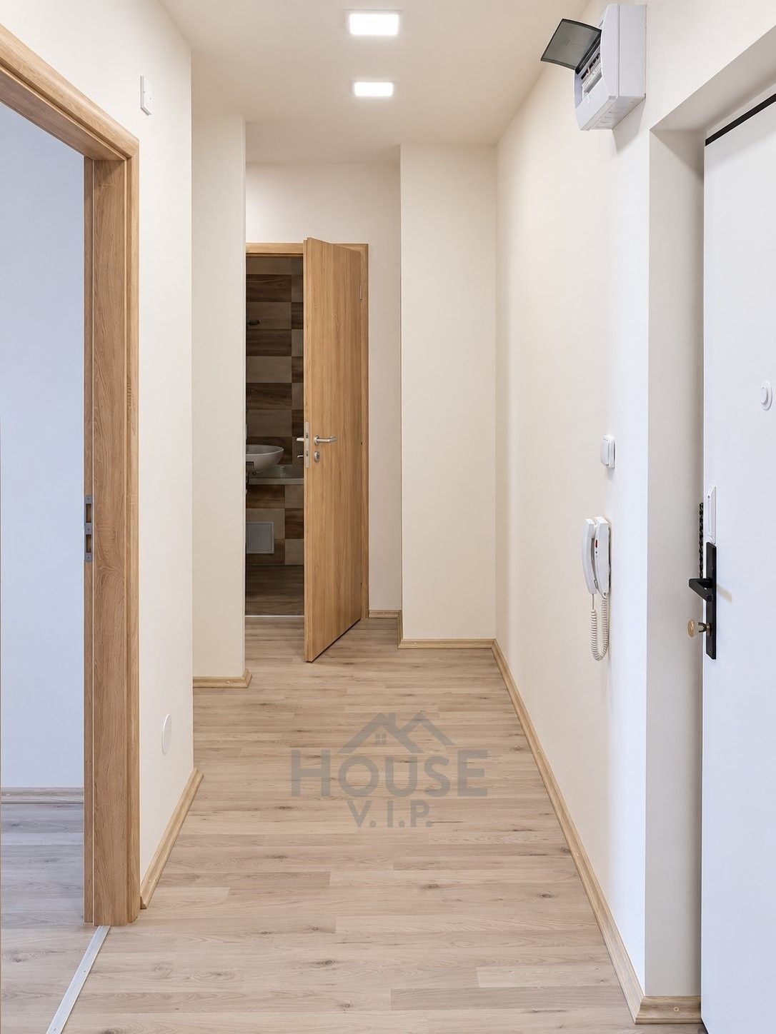 Prodej byt 2+1 - Tupolevova, Praha Letňany, 52 m² - 5