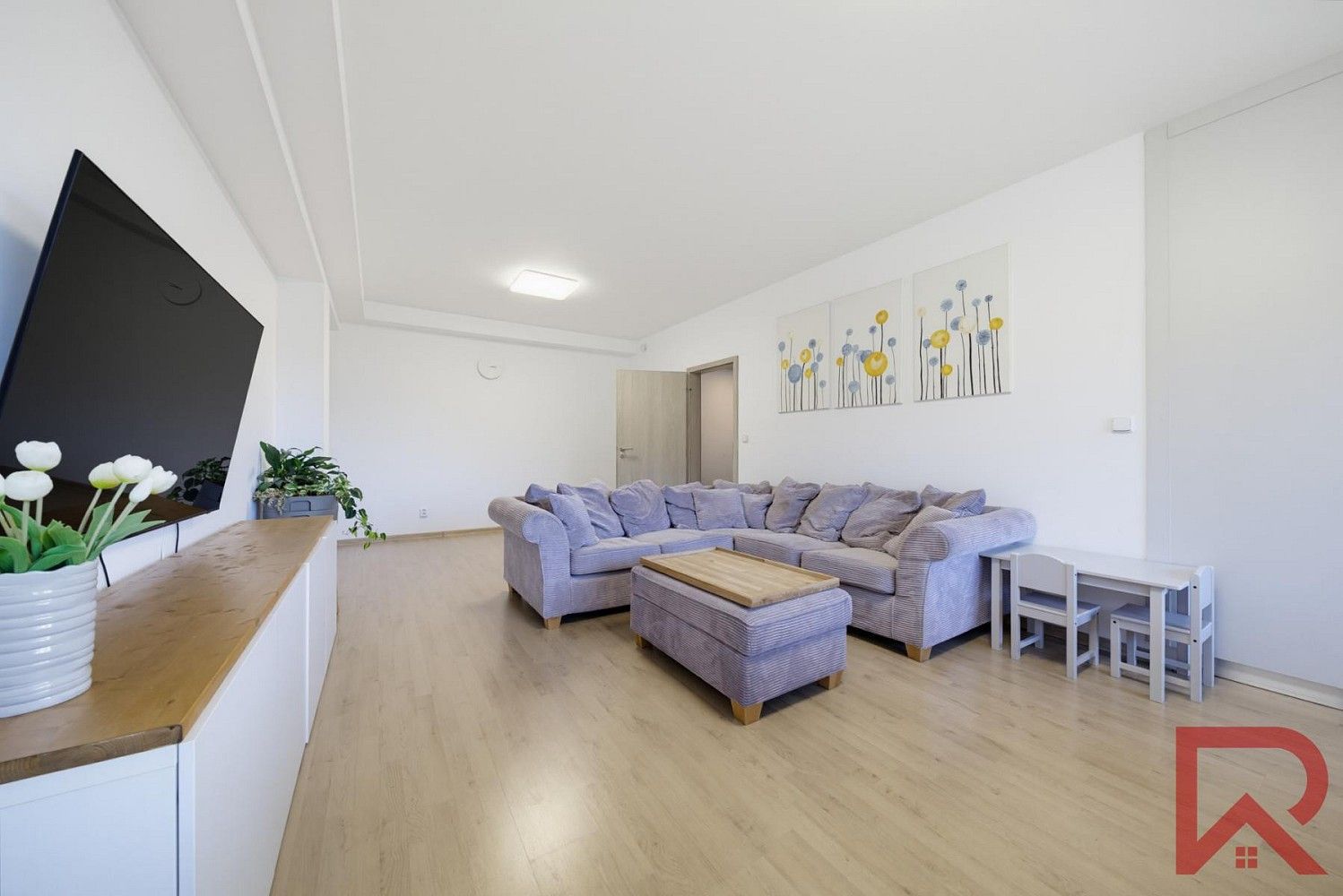 3+kk, Ostrov, okres Karlovy Vary, Karlovarský kraj, 94 m² - 1