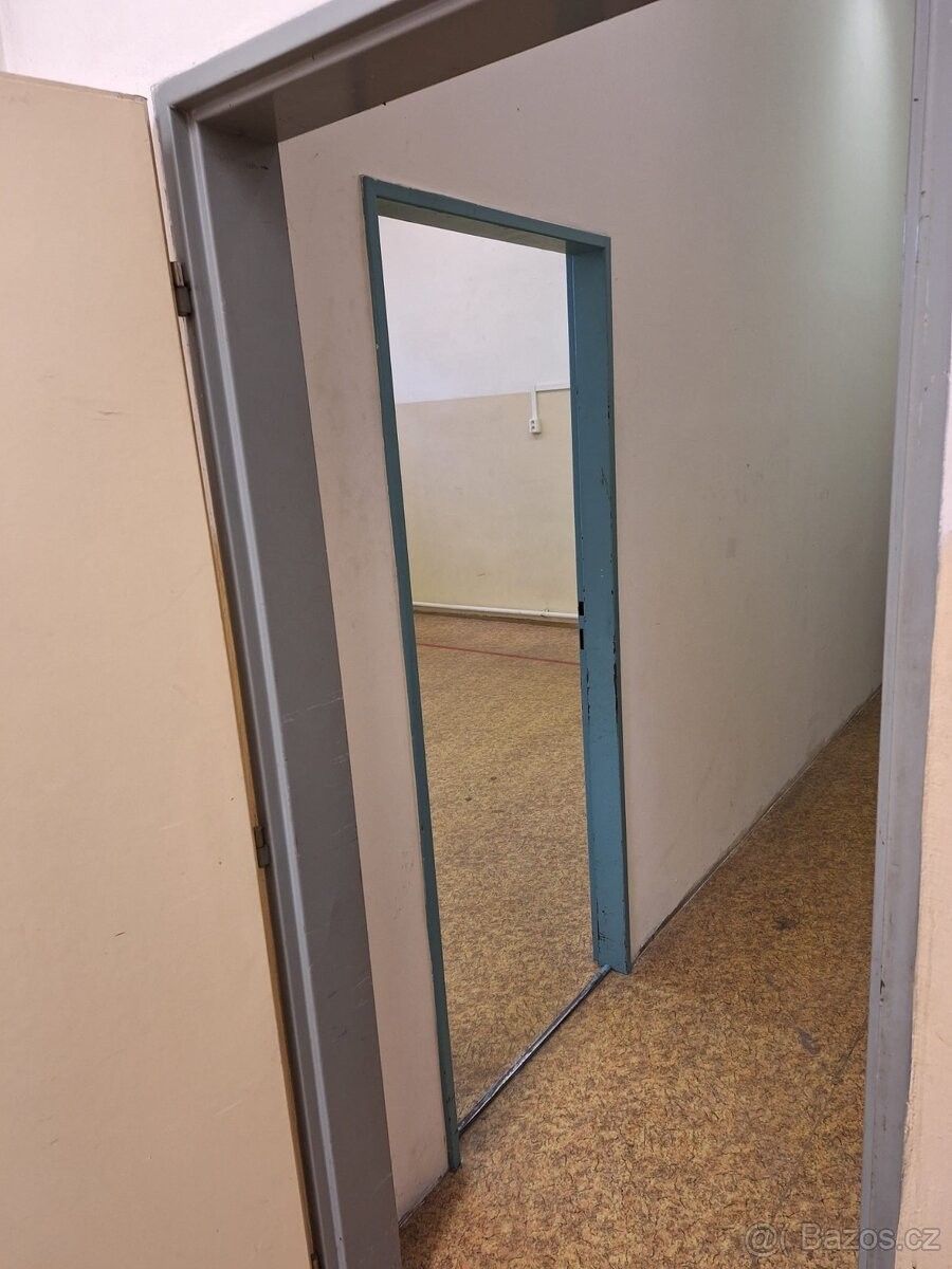 Sklad · Hradec Králové, 503 41 - 4