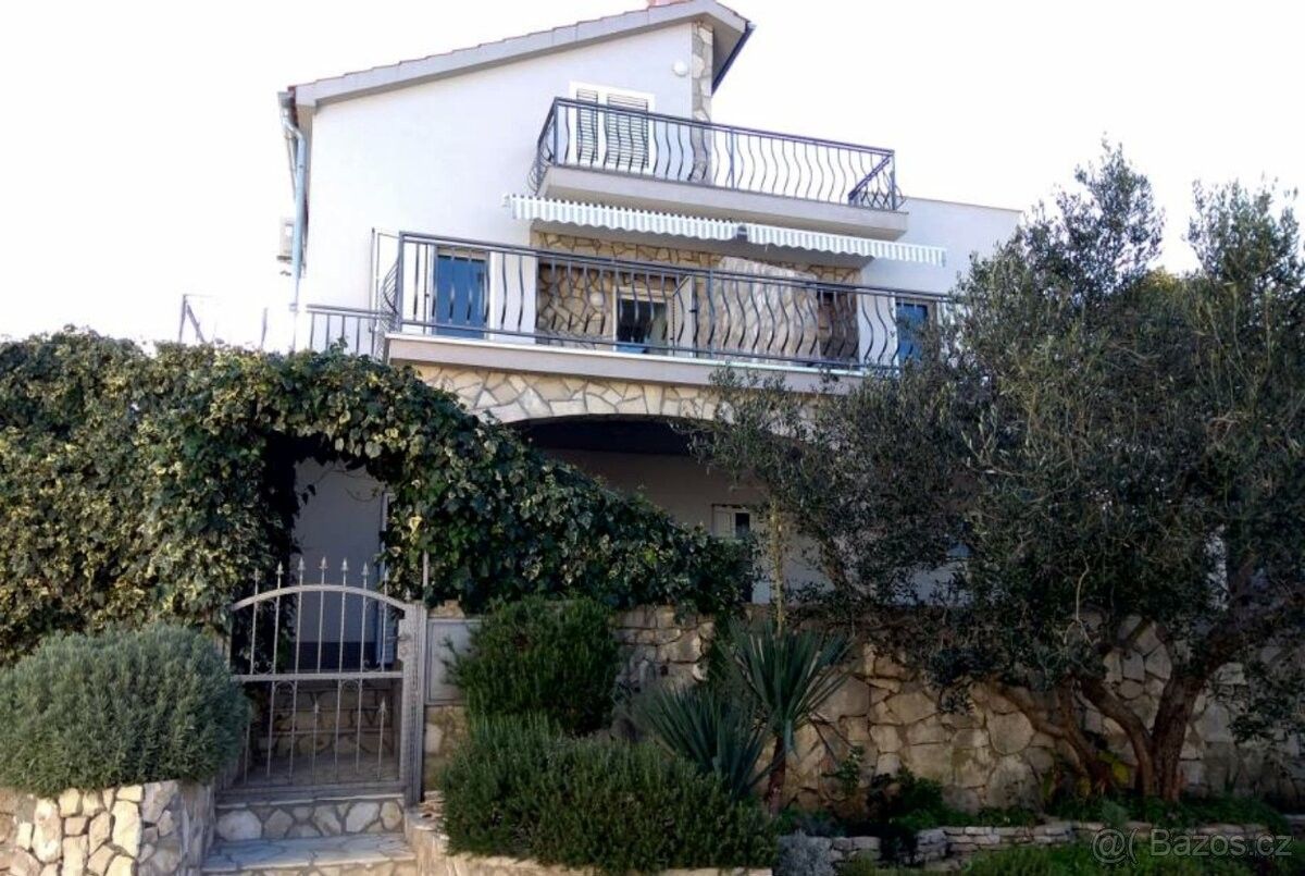 Prodej rodinný dům - Uherské Hradiště, 686 01