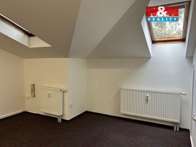 Pronájem kancelář - Dvořákova, Český Těšín, 14 m²