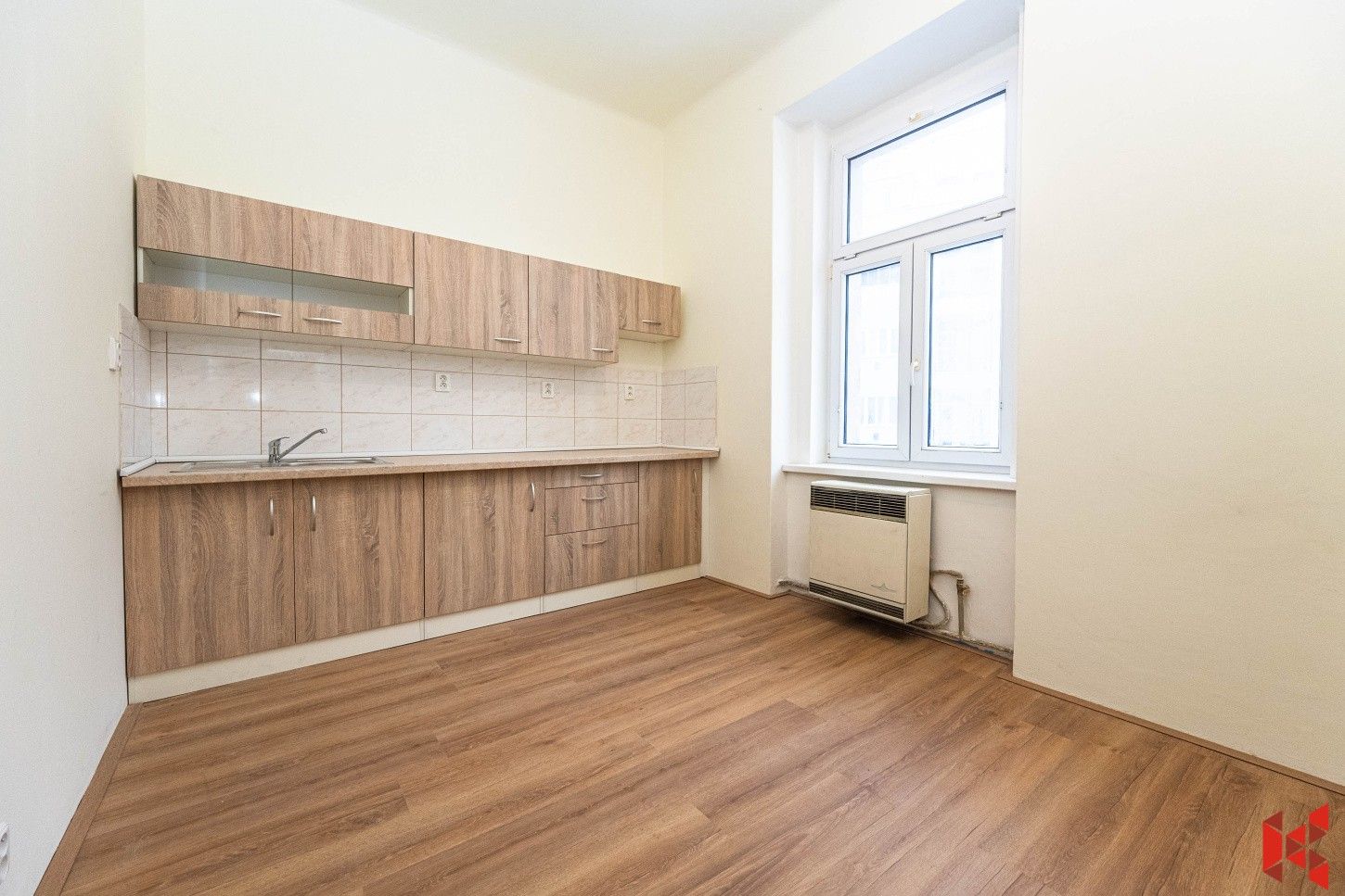 1+1, Podolská, Praha, 34 m²